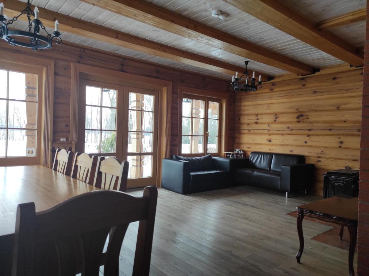 Guest House Unguri Stalbe 외부 사진