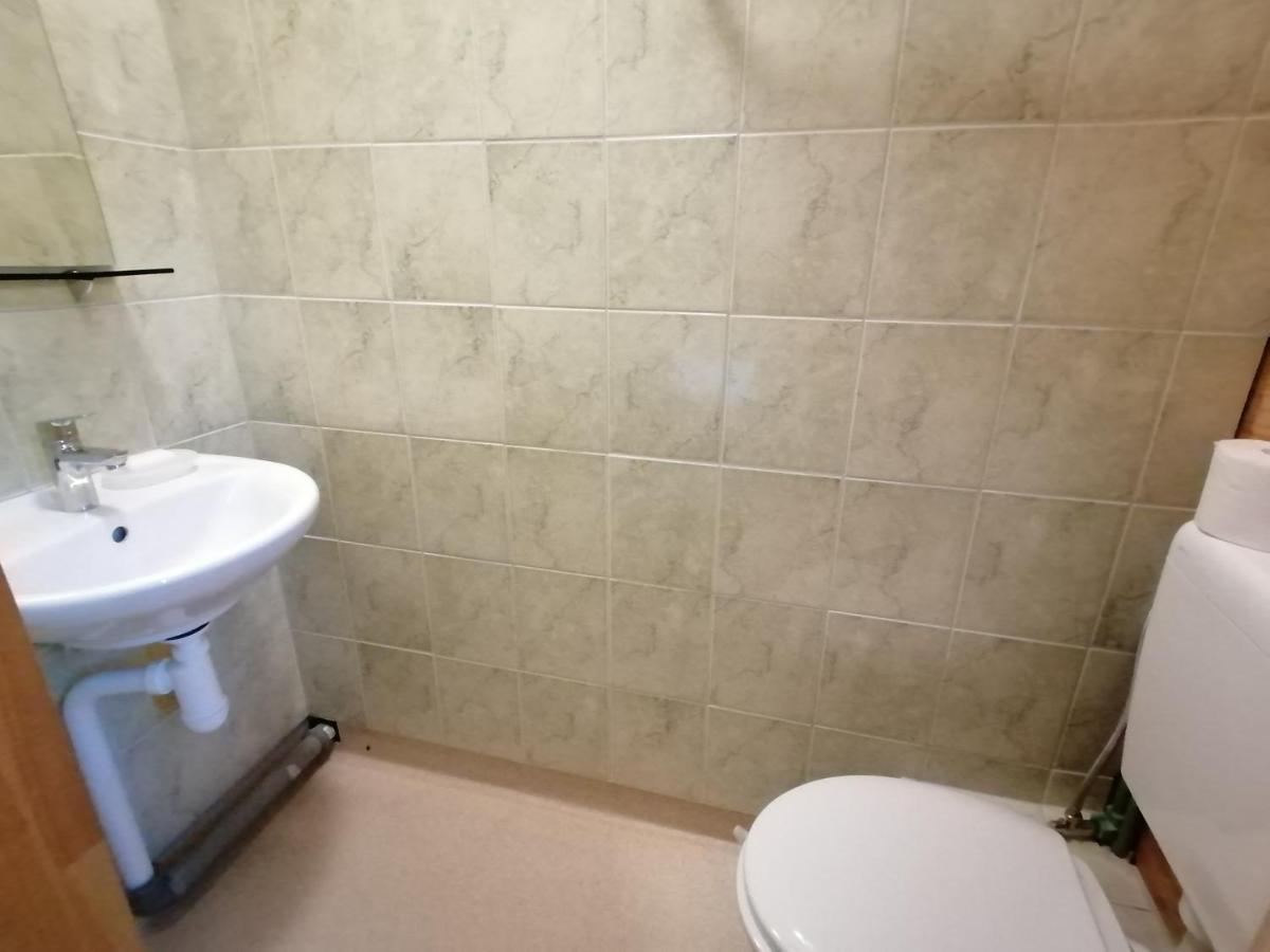 Guest House Unguri Stalbe 외부 사진