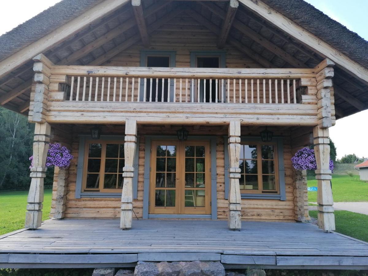 Guest House Unguri Stalbe 외부 사진